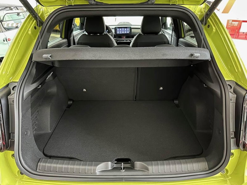 Fiat 600 nuova a Sondrio (14)