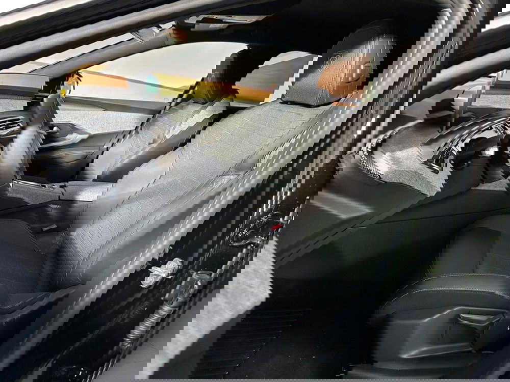 Peugeot 3008 nuova a Sondrio (10)