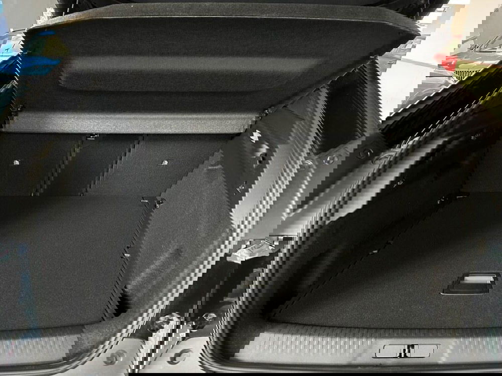 Peugeot 3008 nuova a Sondrio (15)