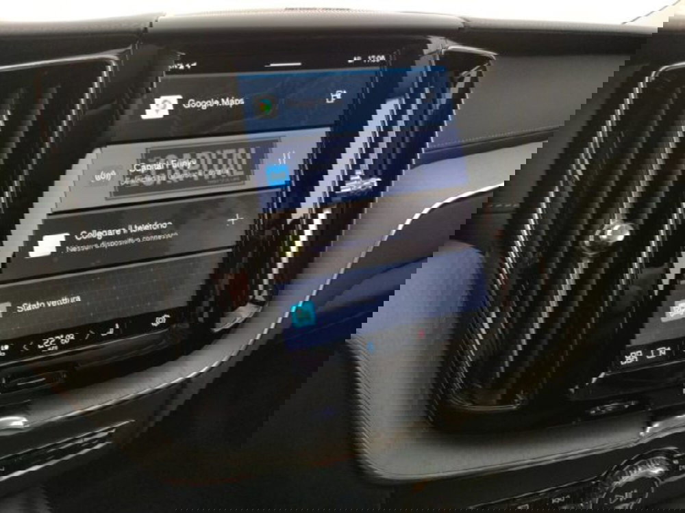 Volvo XC60 nuova a Modena (15)