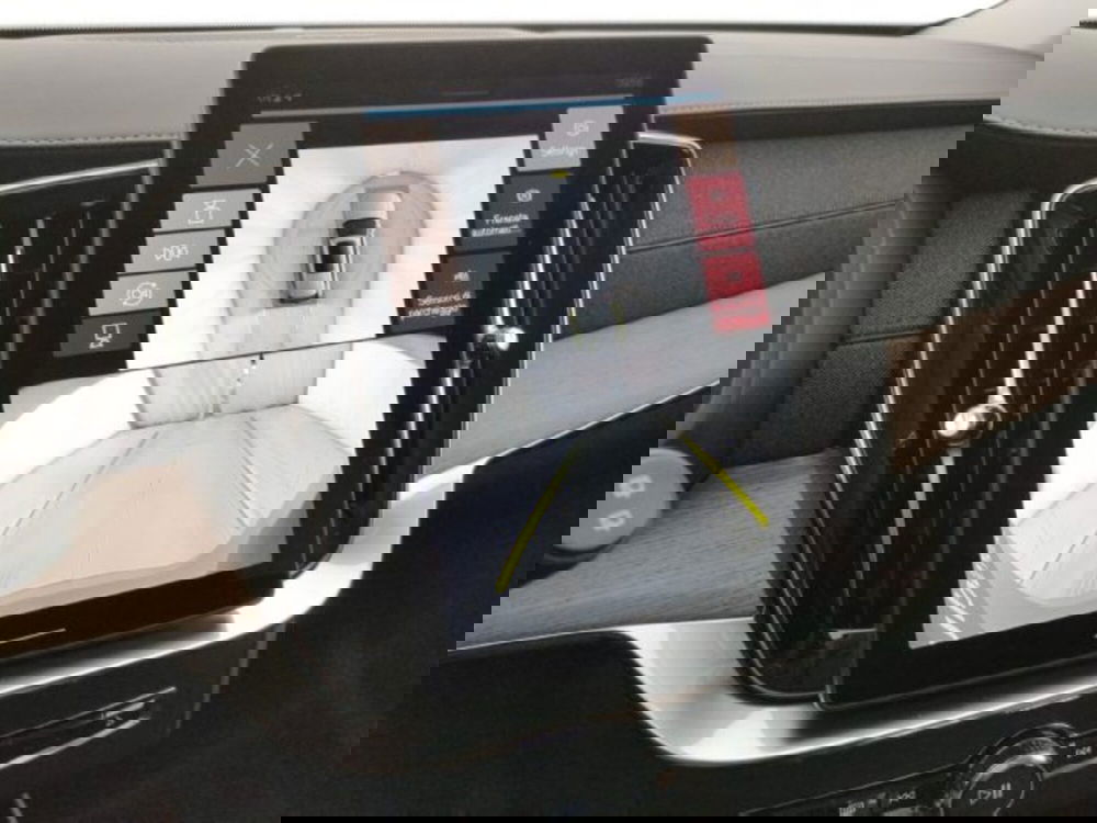 Volvo XC90 nuova a Modena (14)