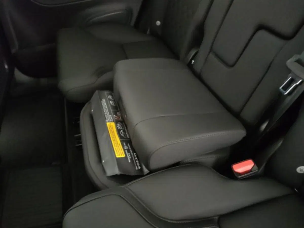 Volvo XC90 nuova a Modena (20)