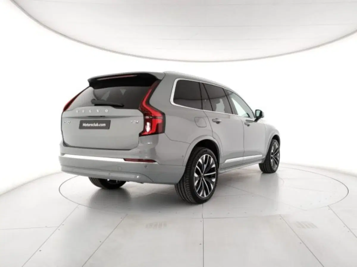 Volvo XC90 nuova a Modena (5)