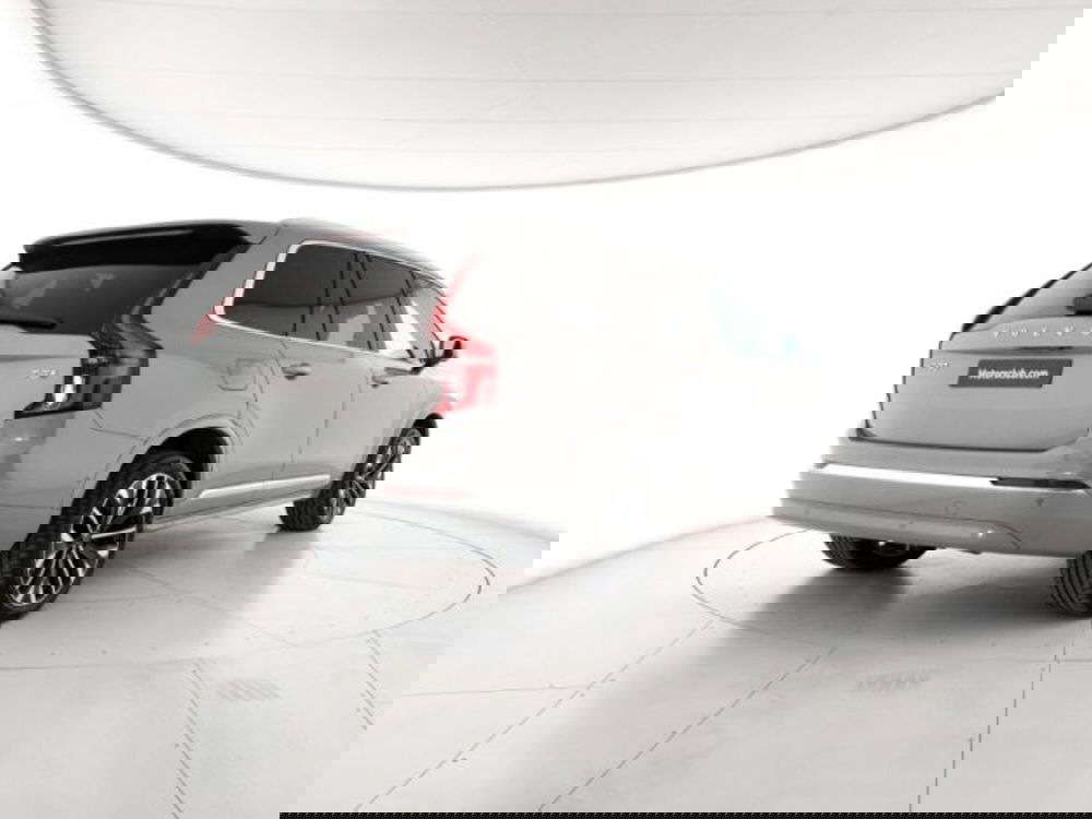Volvo XC90 nuova a Modena (5)
