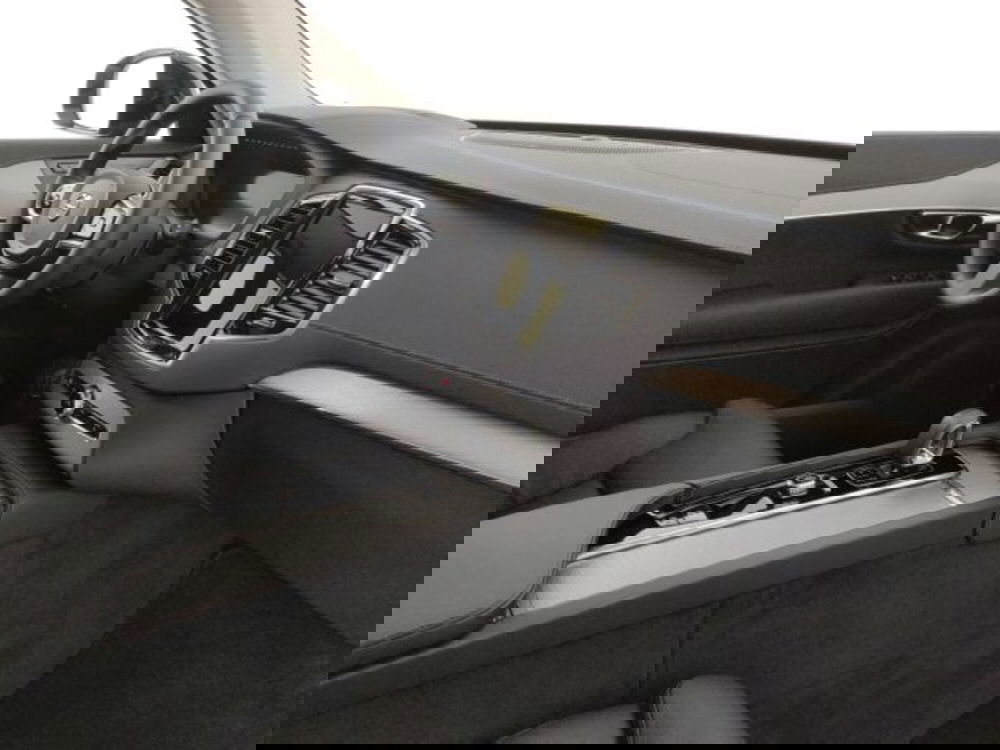 Volvo XC90 nuova a Modena (11)