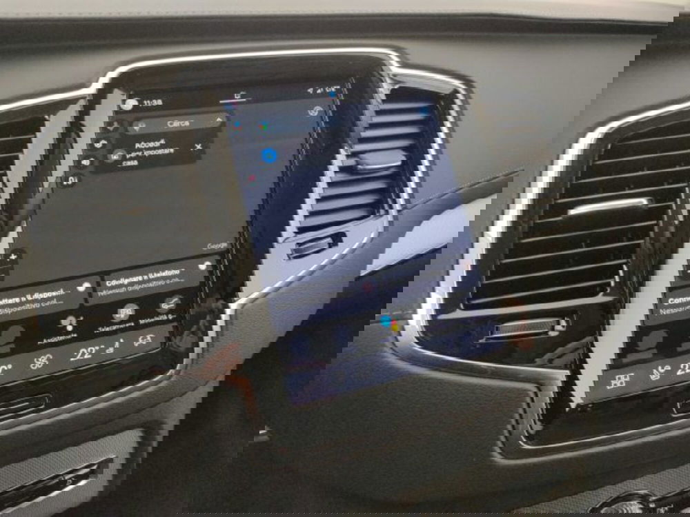 Volvo XC90 nuova a Modena (16)