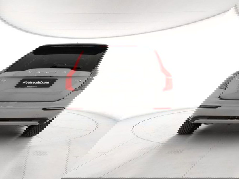 Volvo XC90 nuova a Modena (4)