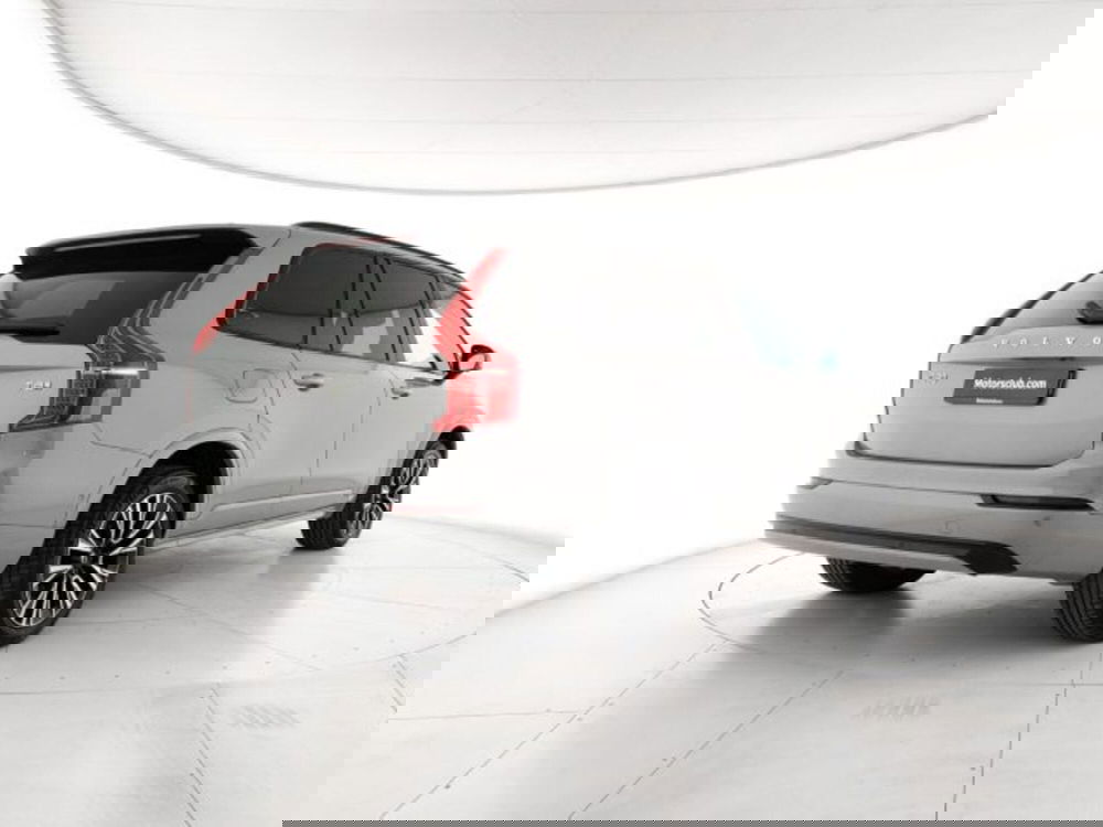 Volvo XC90 nuova a Modena (5)