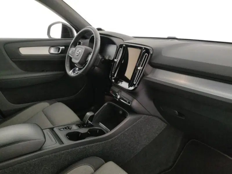 Volvo XC40 usata a Modena (12)