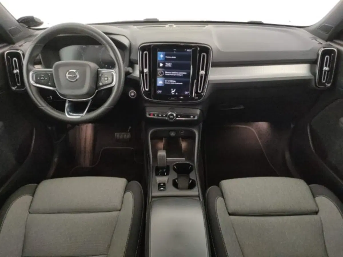 Volvo XC40 usata a Modena (9)