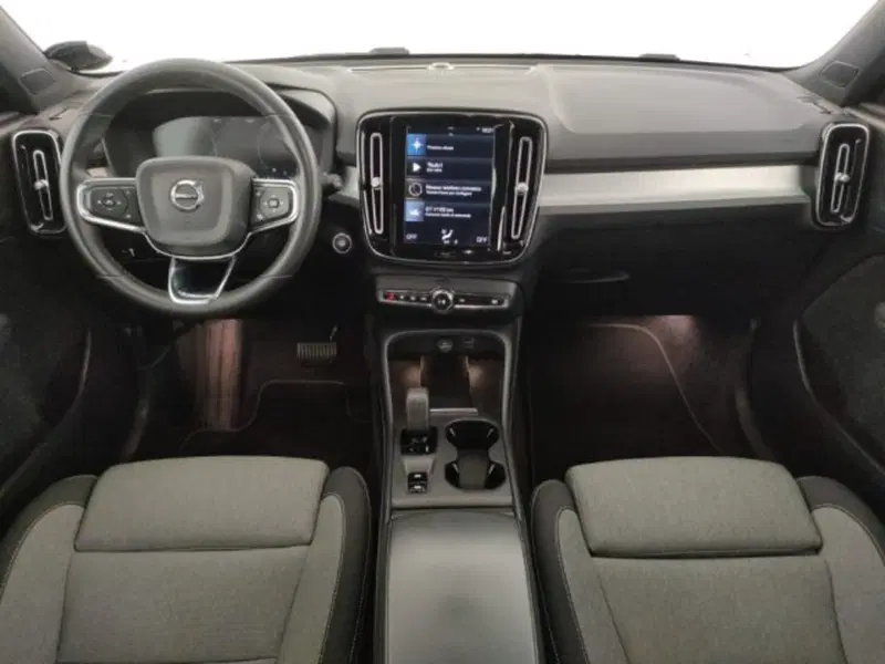 Volvo XC40 usata a Modena (9)