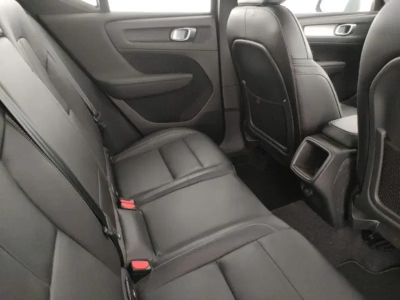 Volvo XC40 usata a Modena (11)