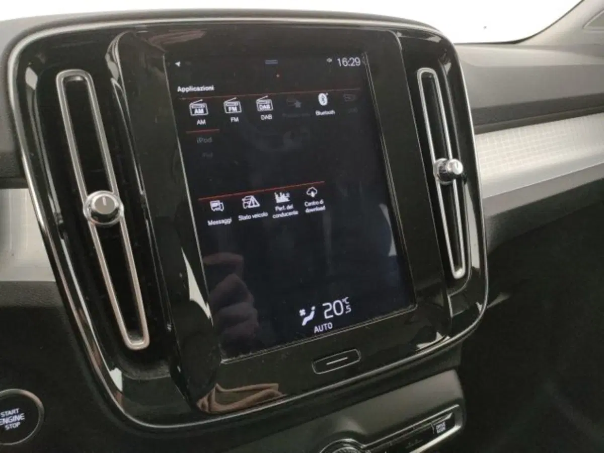 Volvo XC40 usata a Modena (8)