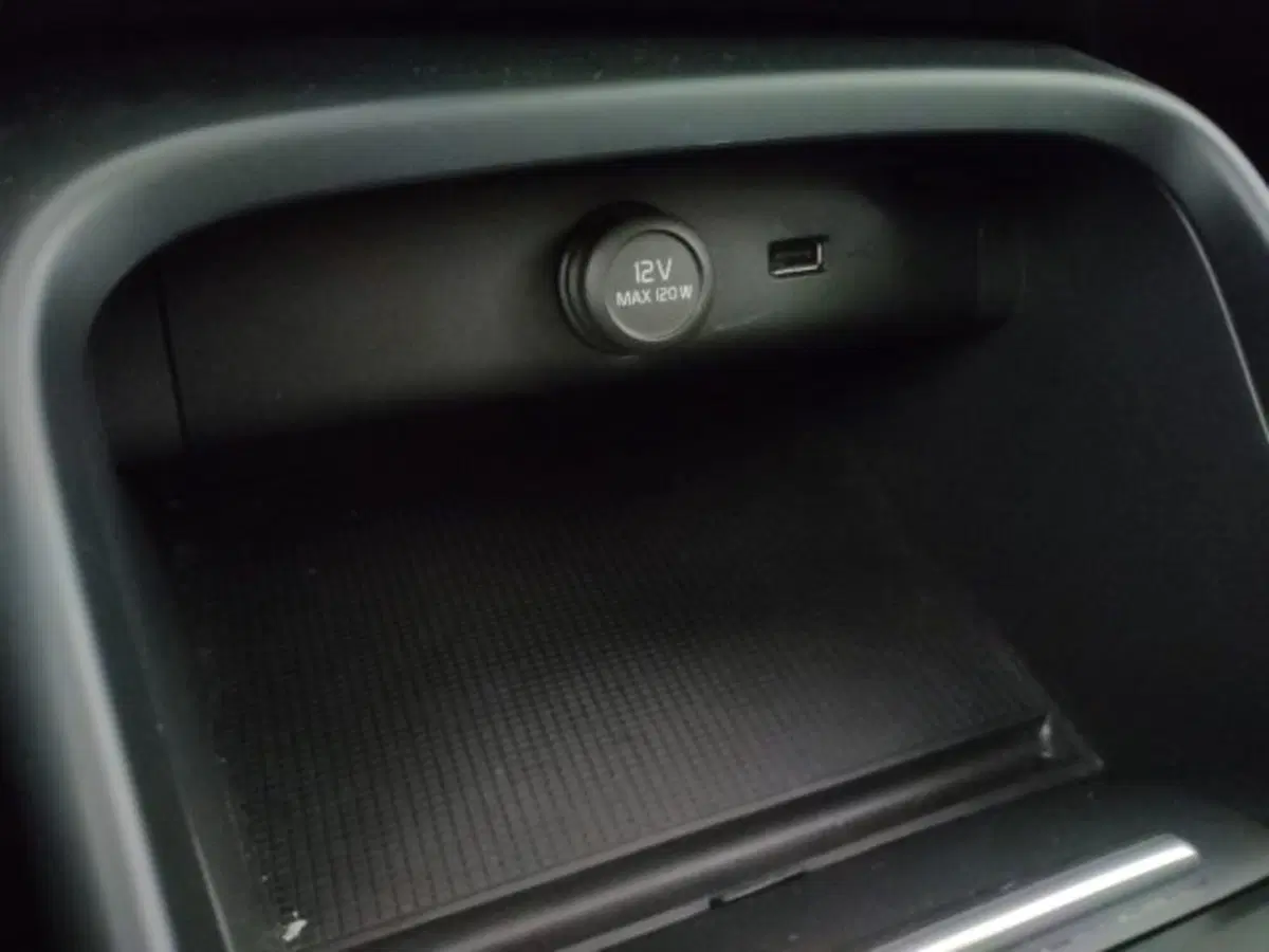 Volvo XC40 usata a Modena (10)