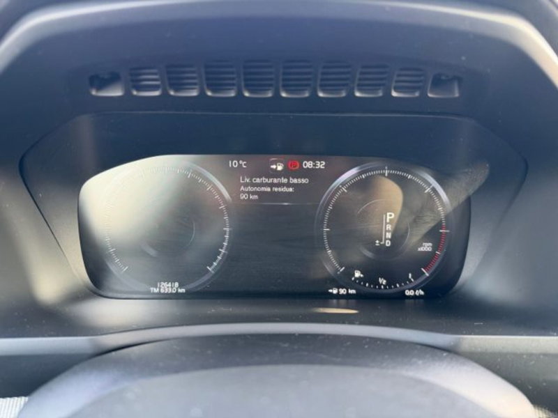 Volvo XC90 usata a Udine (11)