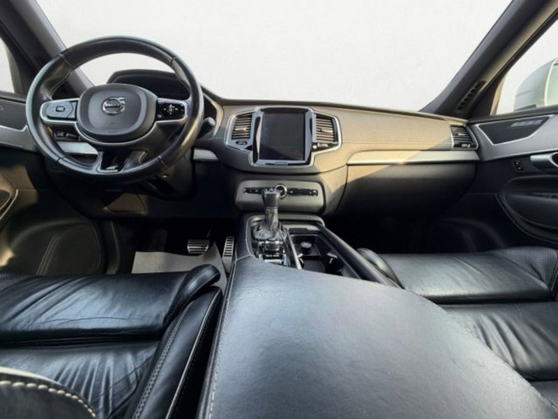 Volvo XC90 usata a Udine (9)