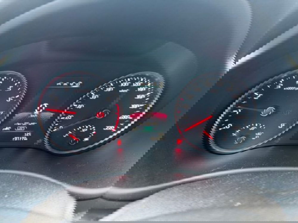 Kia Stonic usata a Udine (11)