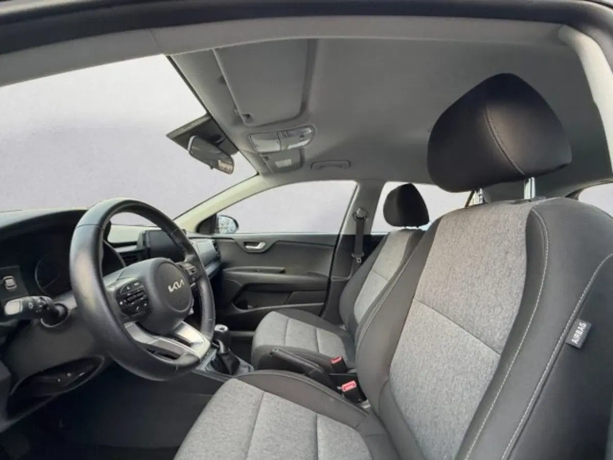 Kia Stonic usata a Udine (8)