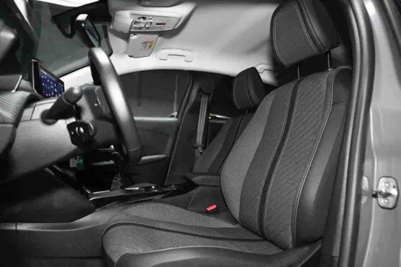 Peugeot 208 usata a Torino (12)