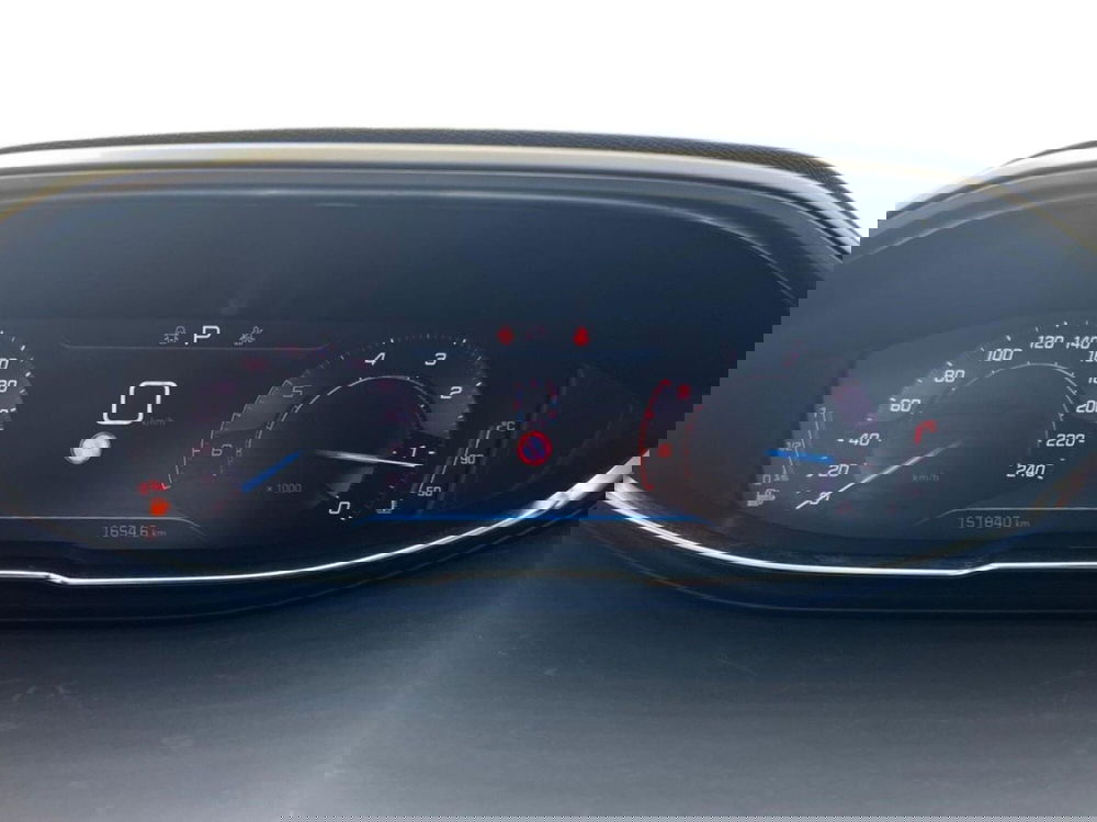 Peugeot 3008 usata a Bari (7)