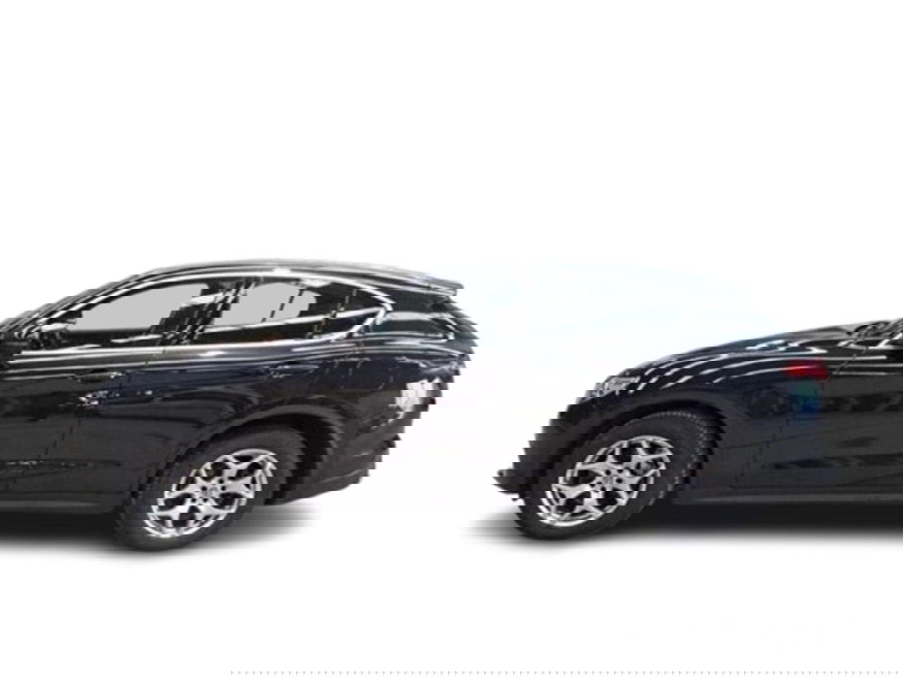 Alfa Romeo Stelvio usata a Bari (14)