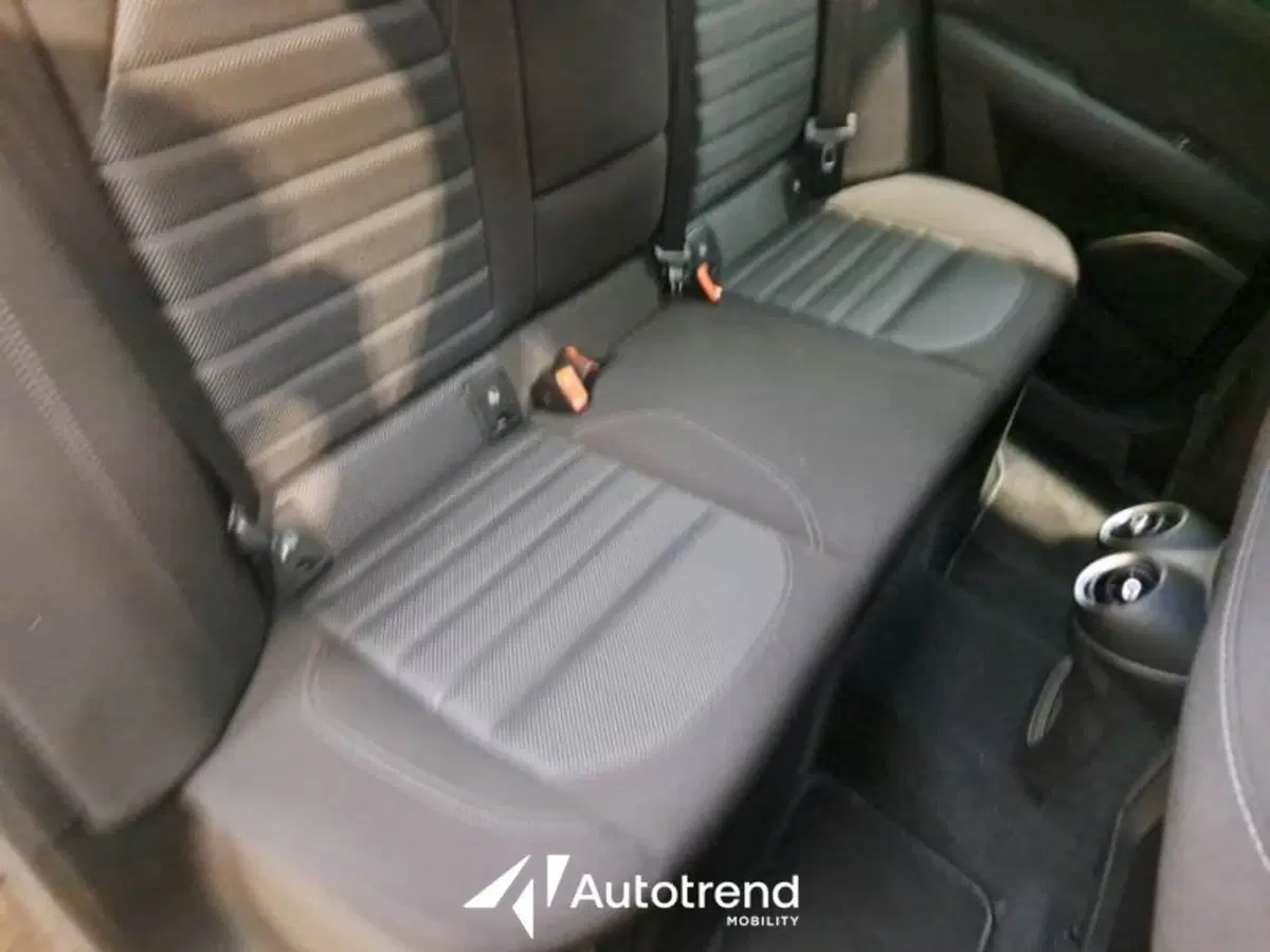 Alfa Romeo Stelvio usata a Bari (20)