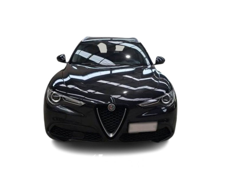 Alfa Romeo Stelvio usata a Bari (3)