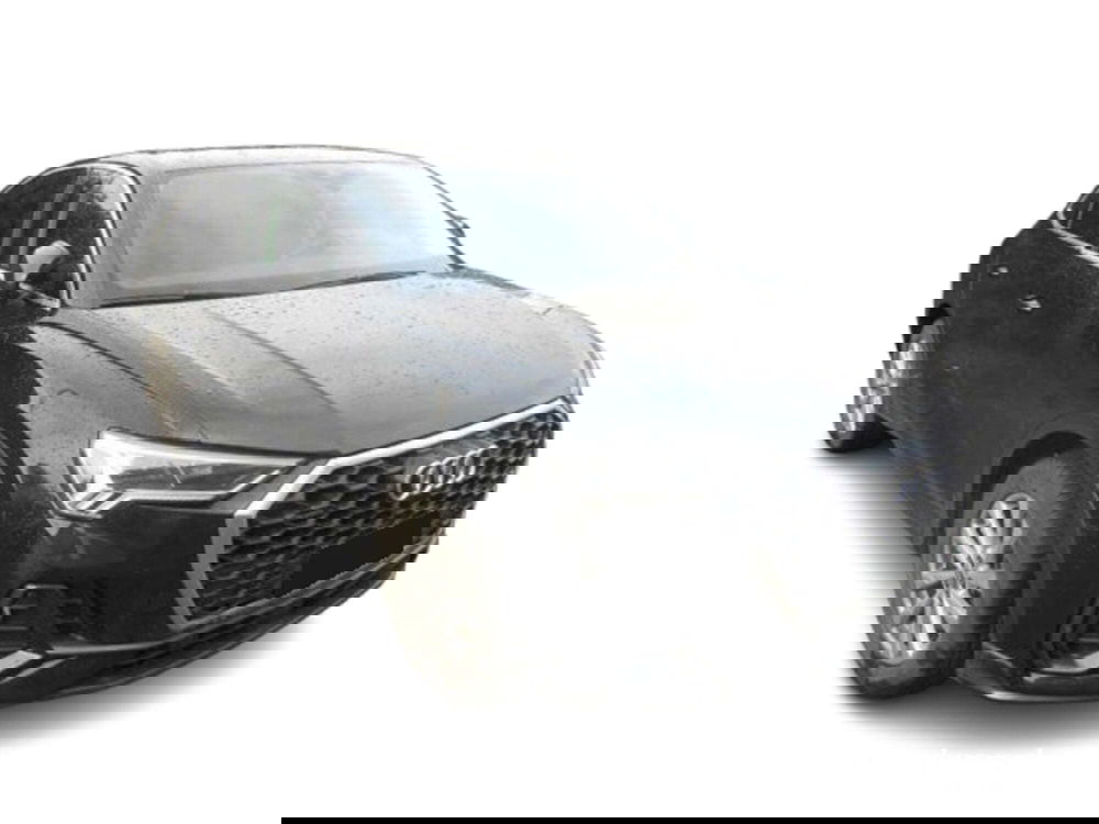 Audi Q3 Sportback usata a Bari (10)