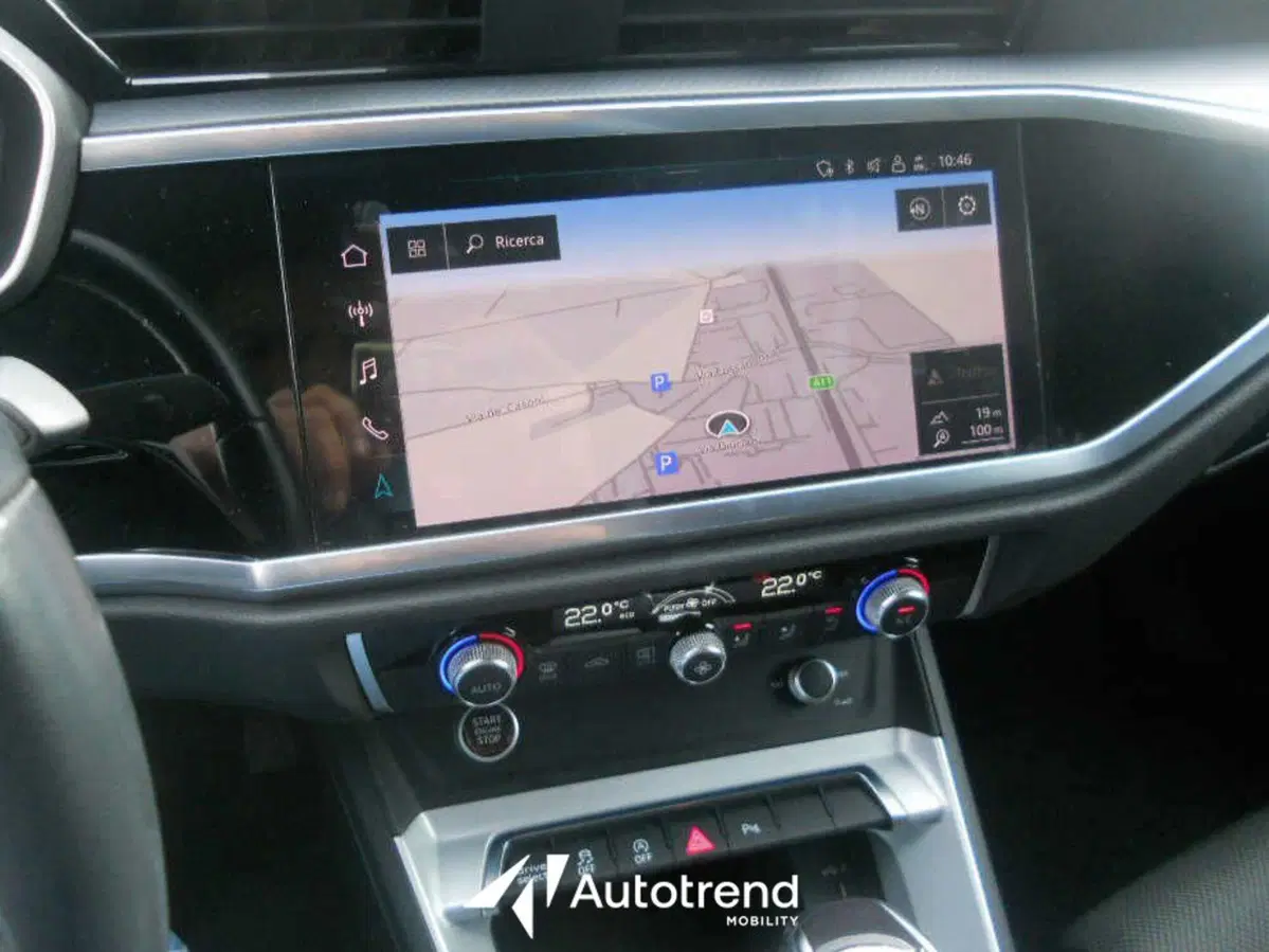 Audi Q3 Sportback usata a Bari (13)