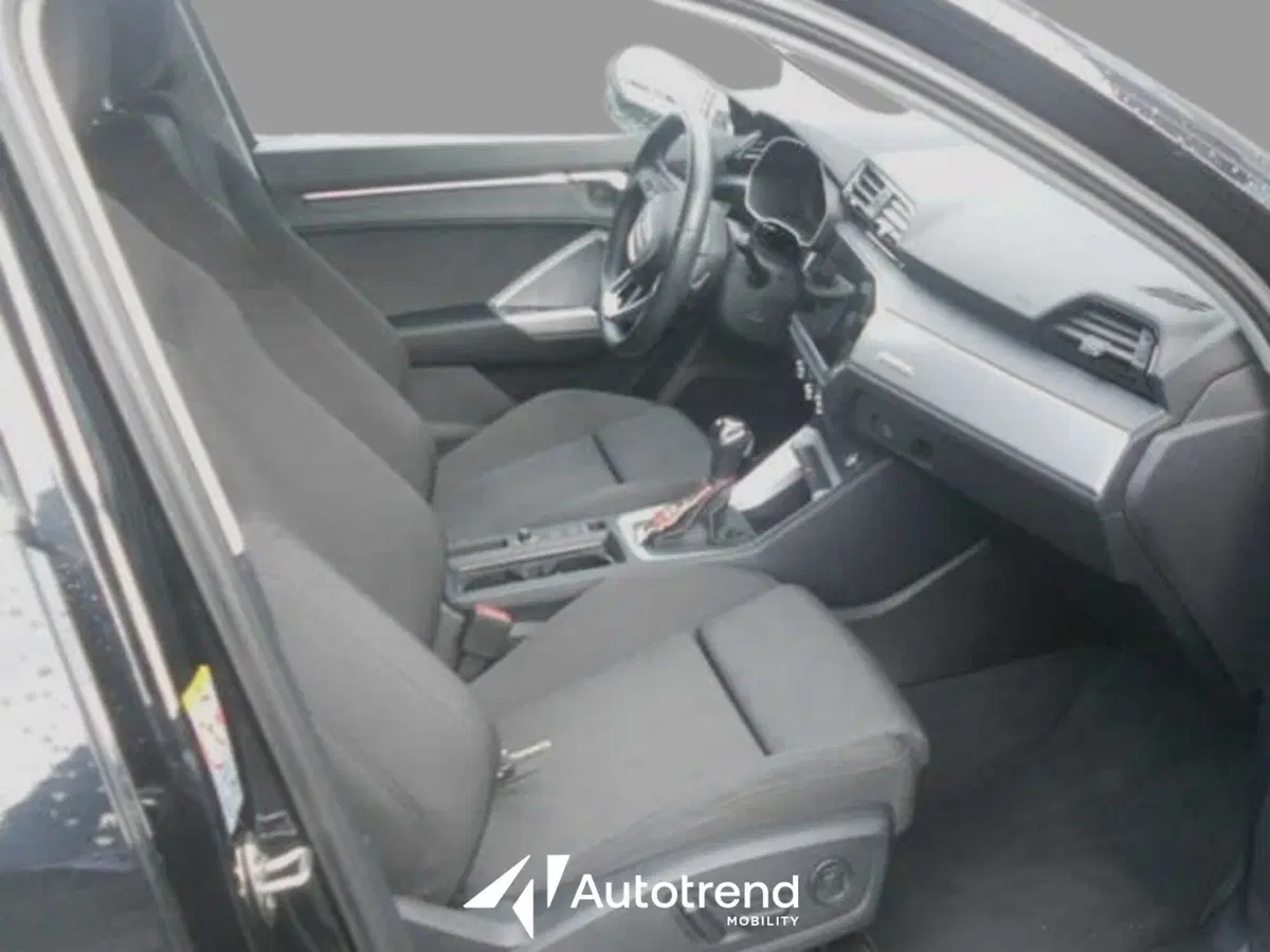 Audi Q3 Sportback usata a Bari (4)