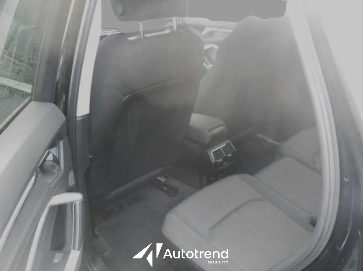 Audi Q3 Sportback usata a Bari (6)