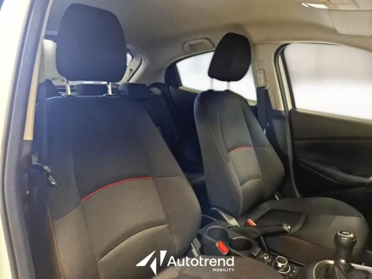 Mazda Mazda2 usata a Bari (7)