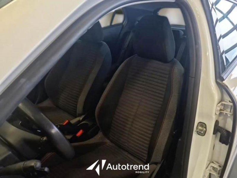 Peugeot 2008 usata a Bari (7)