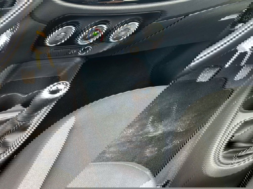 Toyota Aygo X usata a Piacenza (11)