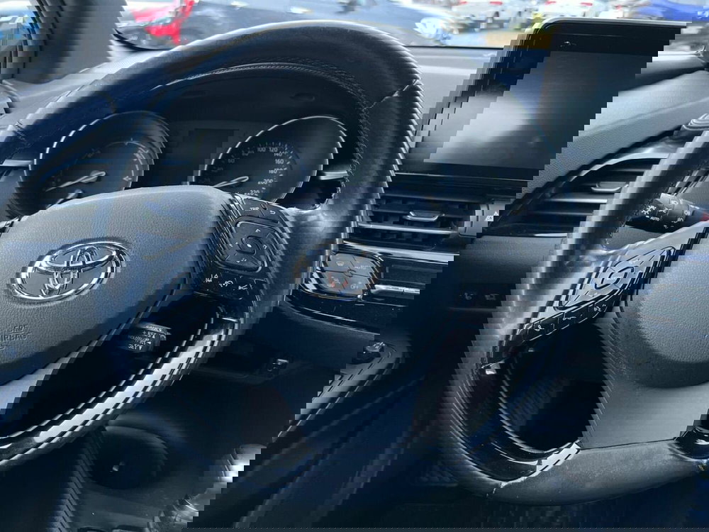 Toyota Toyota C-HR usata a Sondrio (15)