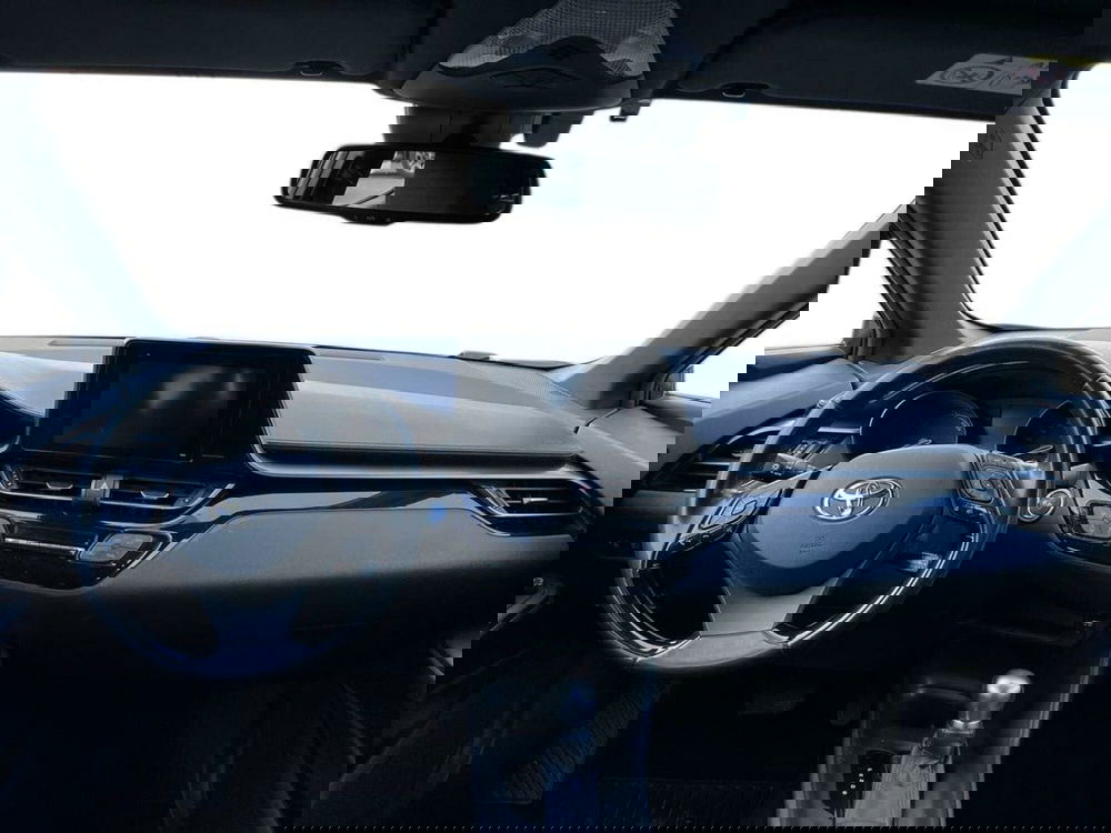 Toyota Toyota C-HR usata a Sondrio (8)