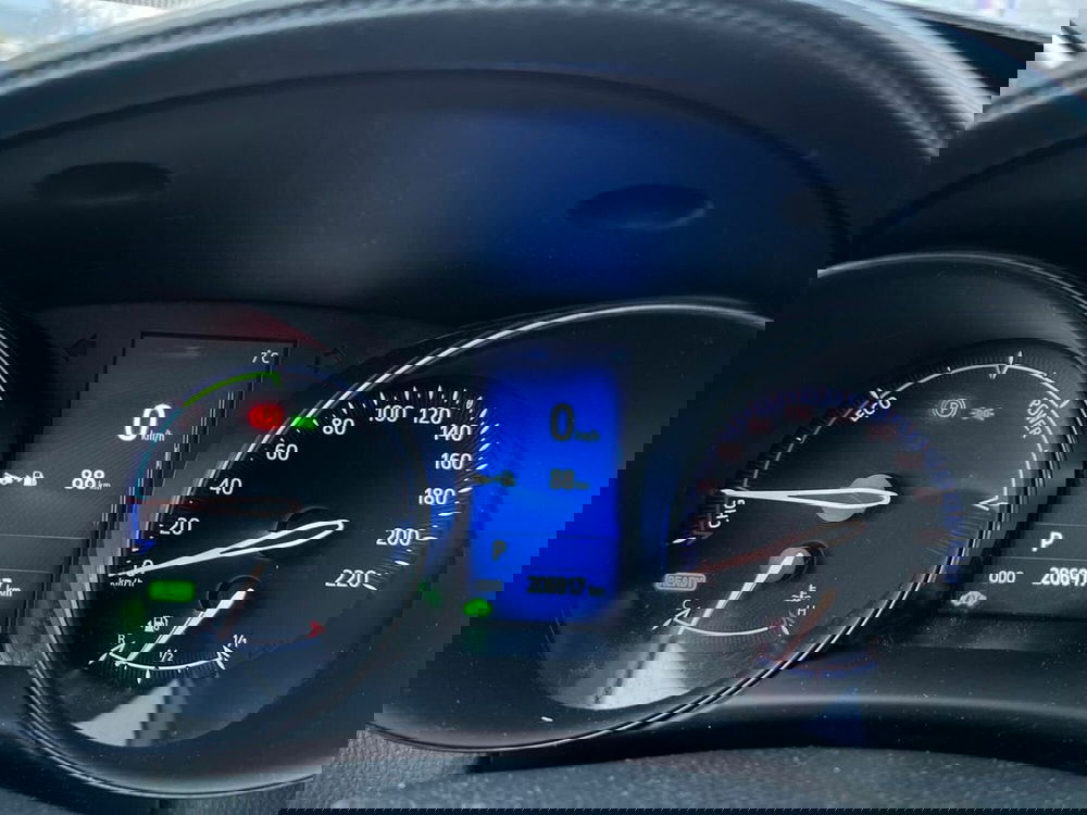 Toyota Toyota C-HR usata a Sondrio (9)