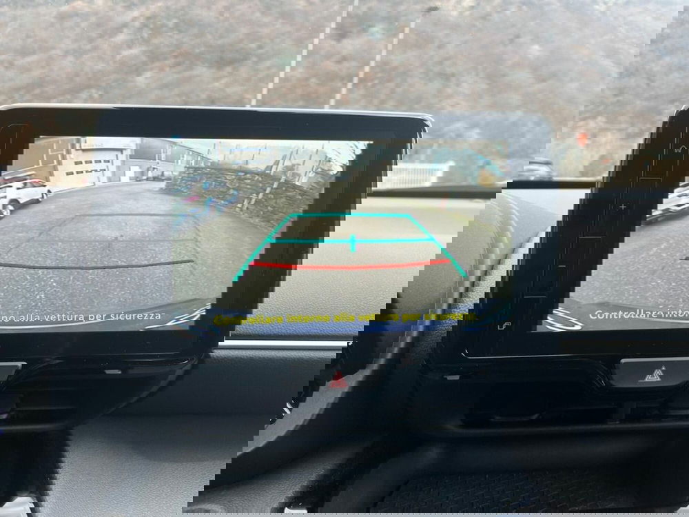 Toyota Yaris Cross usata a Lecco (11)