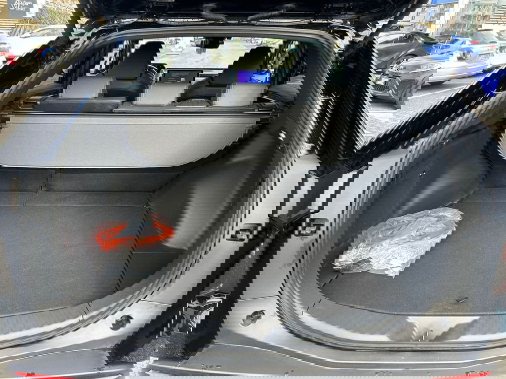 Toyota bZ4X usata a Piacenza (8)