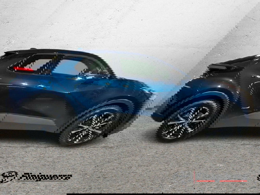 Toyota Toyota C-HR usata a Lecco (5)