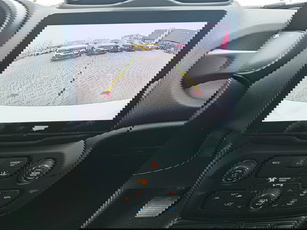 Jeep Renegade usata a Alessandria (17)