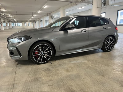 BMW Serie 1 120d xDrive 5p. Sport nuova a Moncalieri