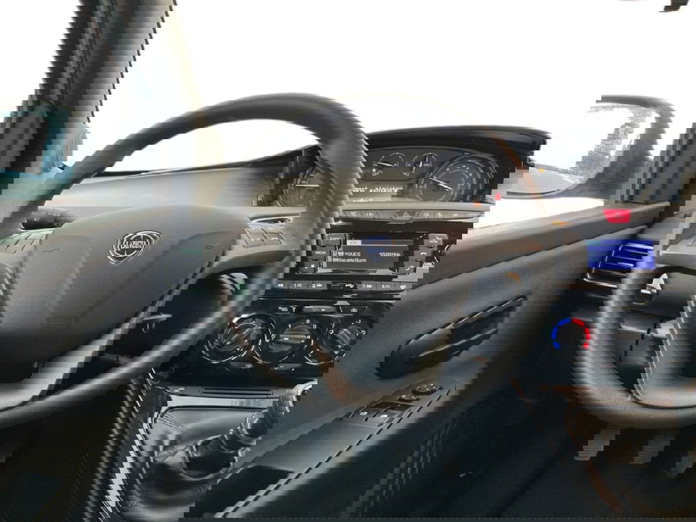 Lancia Ypsilon usata a Torino (11)
