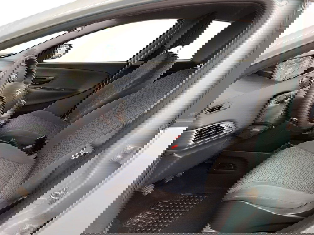 Lancia Ypsilon usata a Torino (9)