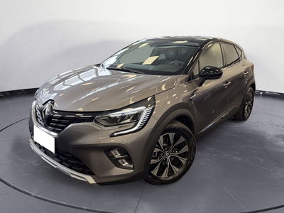 Renault Captur Full Hybrid E-Tech 145 CV Techno del 2023 usata a Meda