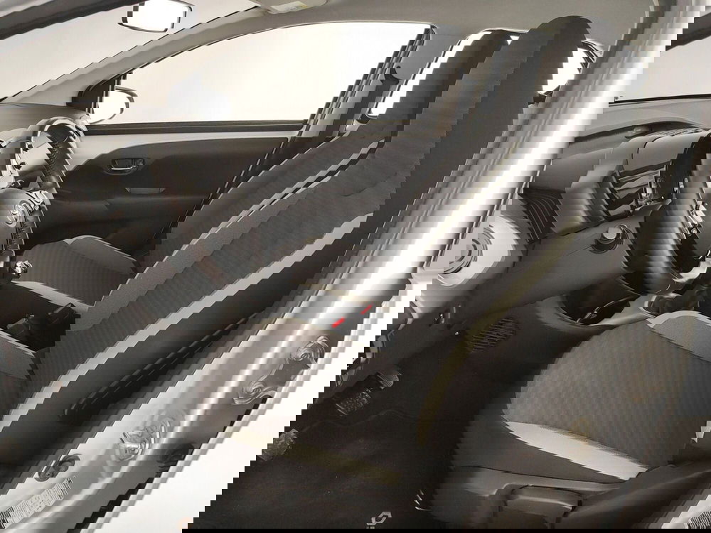 Toyota Aygo usata a Caserta (16)