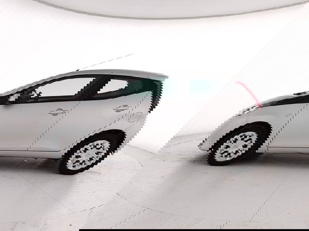 Toyota Aygo usata a Caserta (8)