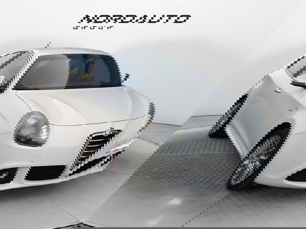 Alfa Romeo Giulietta usata a Padova (3)