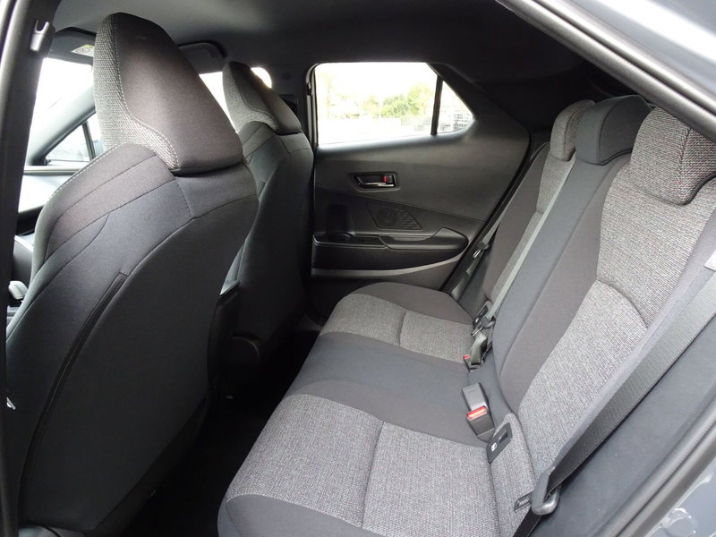 Toyota Toyota C-HR nuova a Treviso (10)