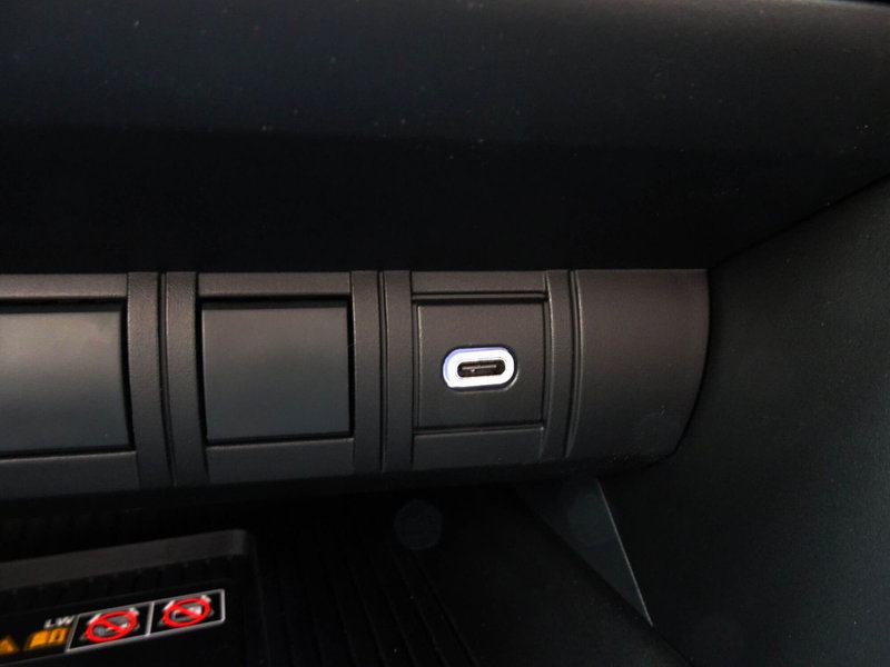 Toyota Toyota C-HR nuova a Treviso (19)